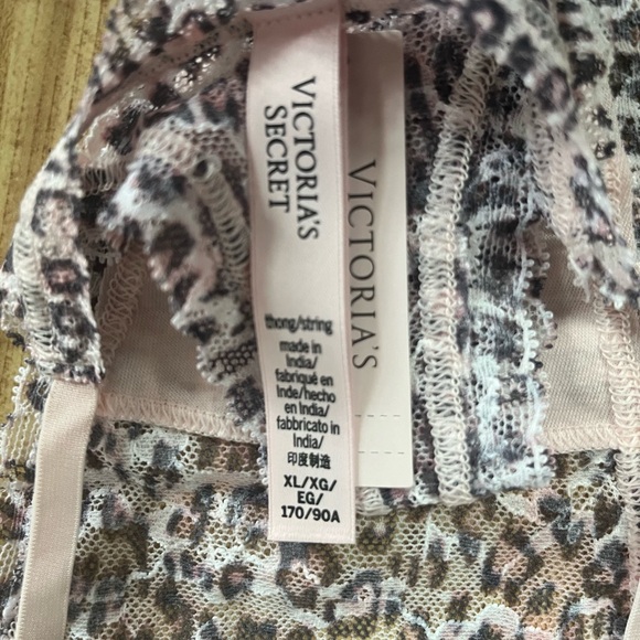 Victoria’s Secret The Lacie String Thong Panty - Picture 7 of 7